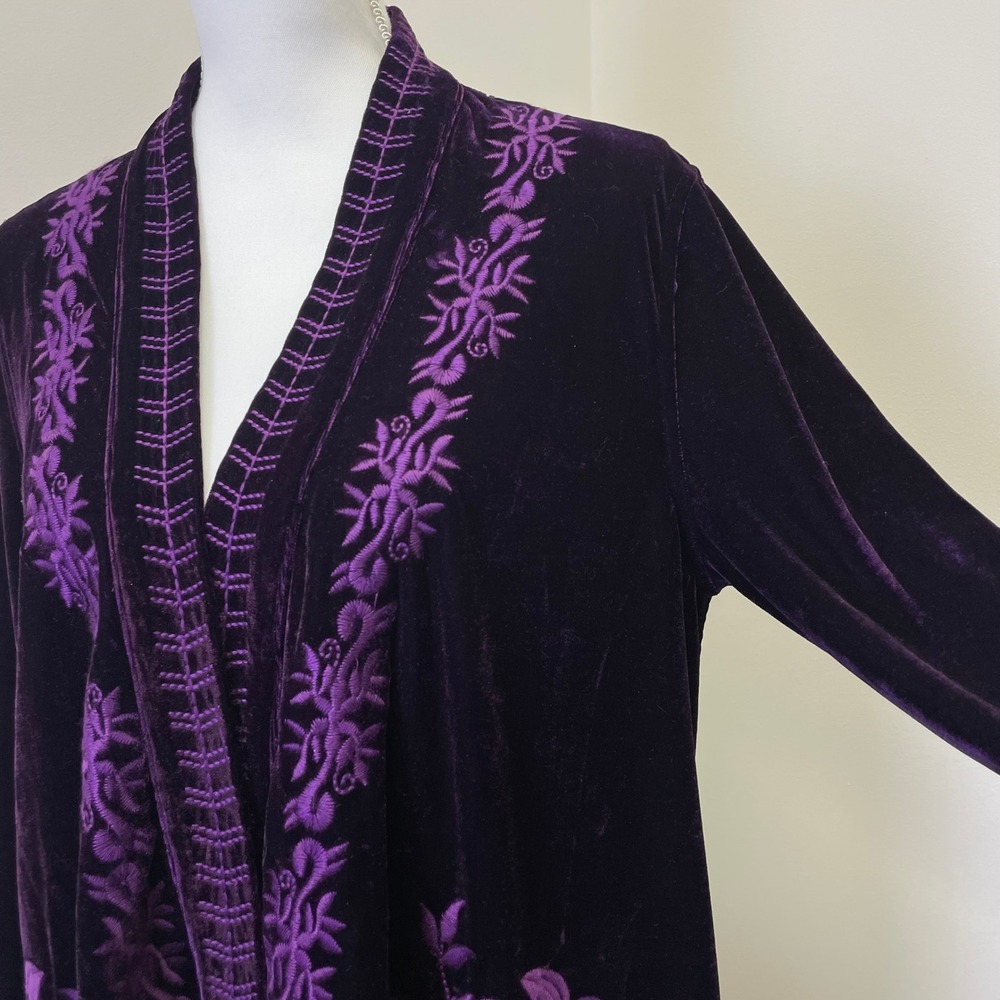 Paparazzi Purple Velvet Embroidered Open Front Cardigan Jacket M Boho - Picture 6 of 16